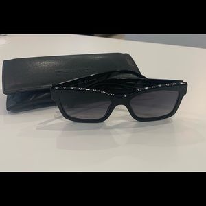 Authentic Mint Condition Chanel Sunglasses